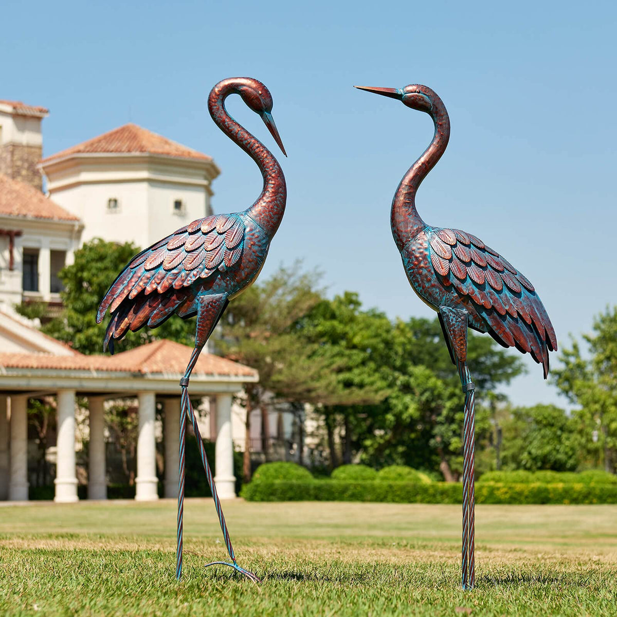 Kircust weather-resistant paints protect crane decor in any season.