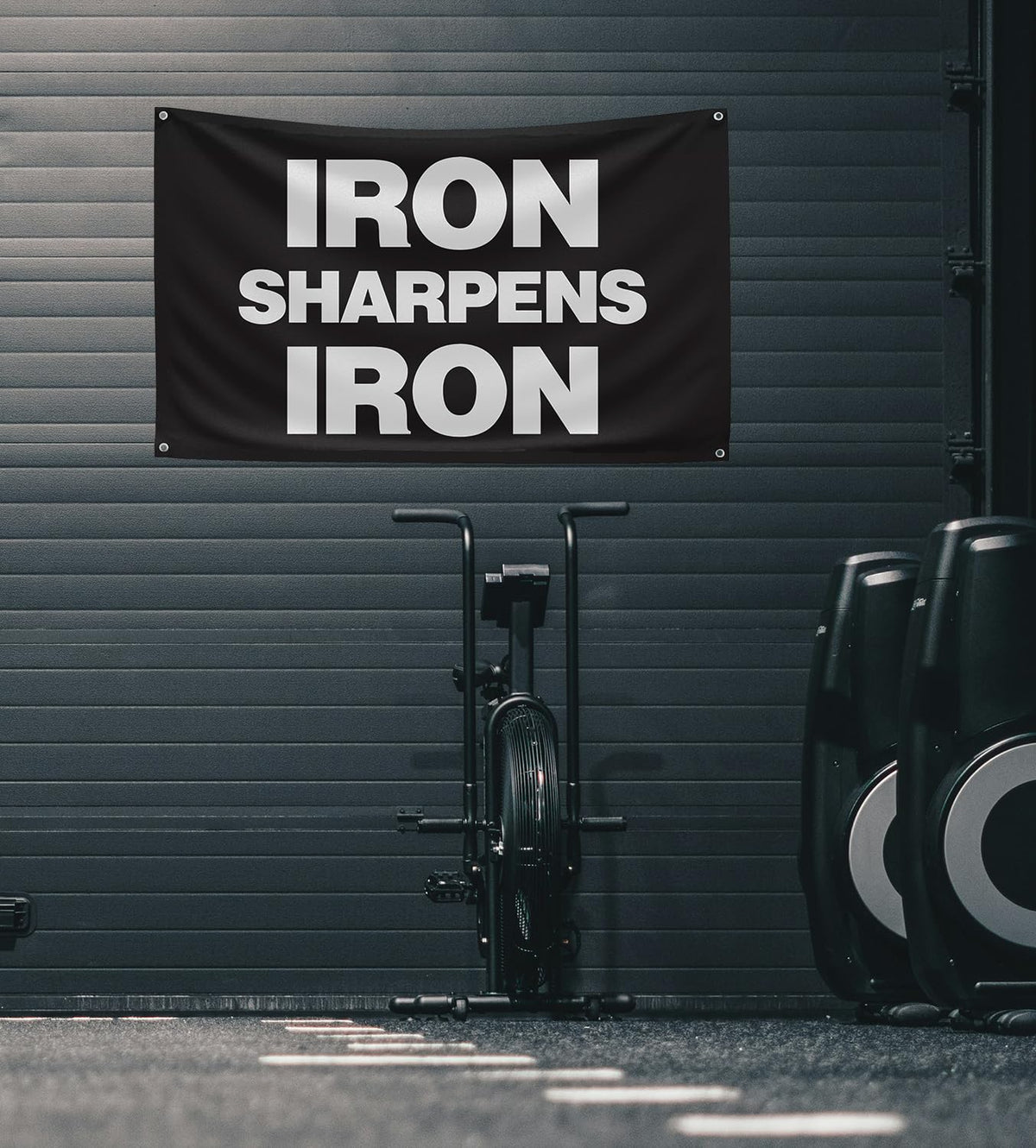 Kisstarry durable polyester flag withstands indoor and outdoor display in busy training spaces.