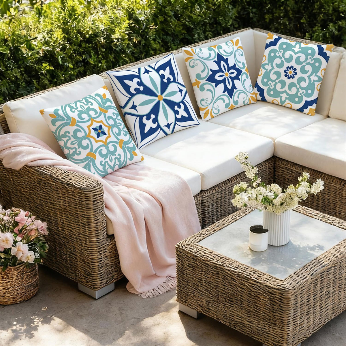 KISVODS outdoor cushion cover set of four, no inserts included.