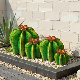 KODIBO metal cactus yard art low-maintenance decor with easy cleaning