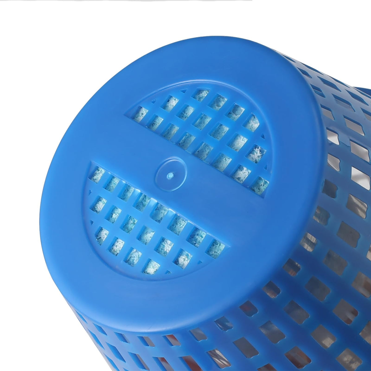 Kolasina system for salt-water pools demonstrates balanced water quality