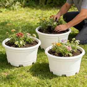 KPUVX indoor-outdoor planters ideal for windowsills, balconies, and desks.