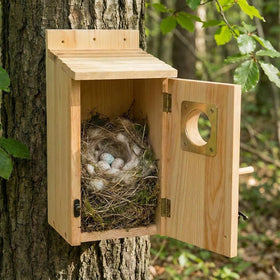 KraAra birdhouse fully assembled and ready to install on a post