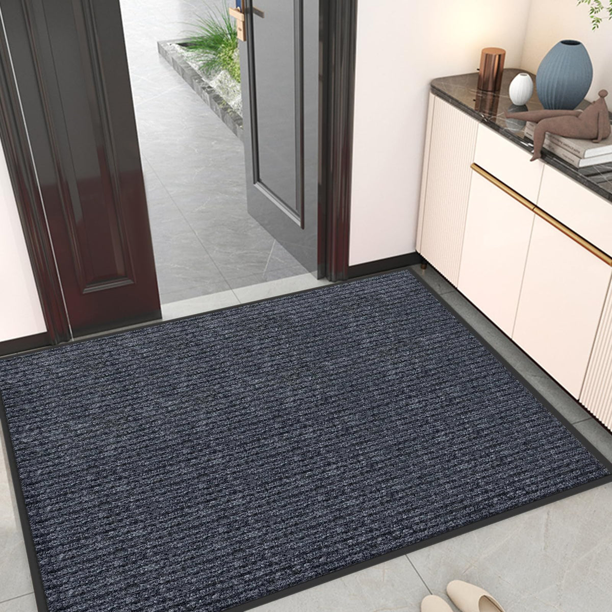 Kuyal front door mat non-slip backing reduces slips at entryways