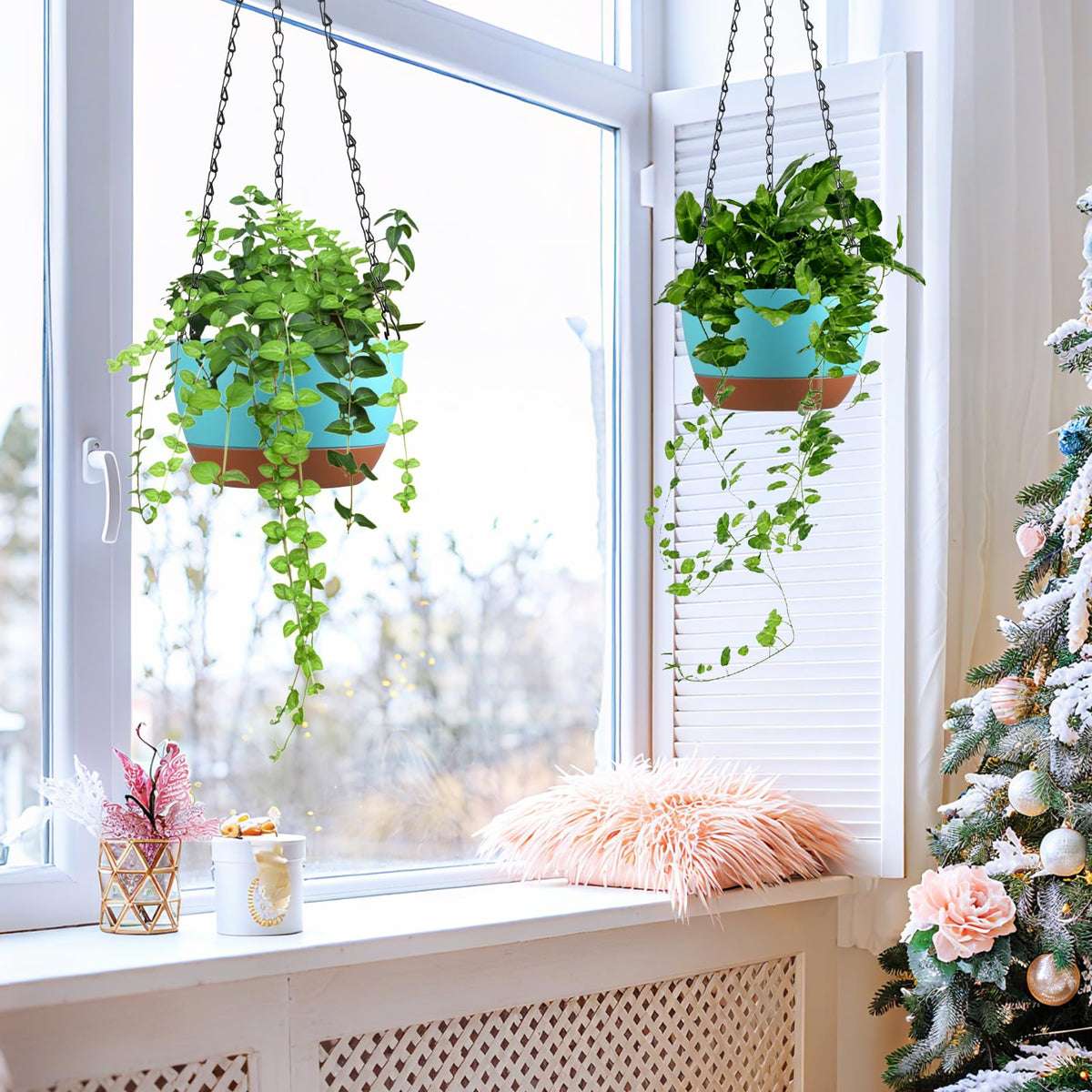 Kvetto vertical greening on balcony adds a lush, space-saving focal point.