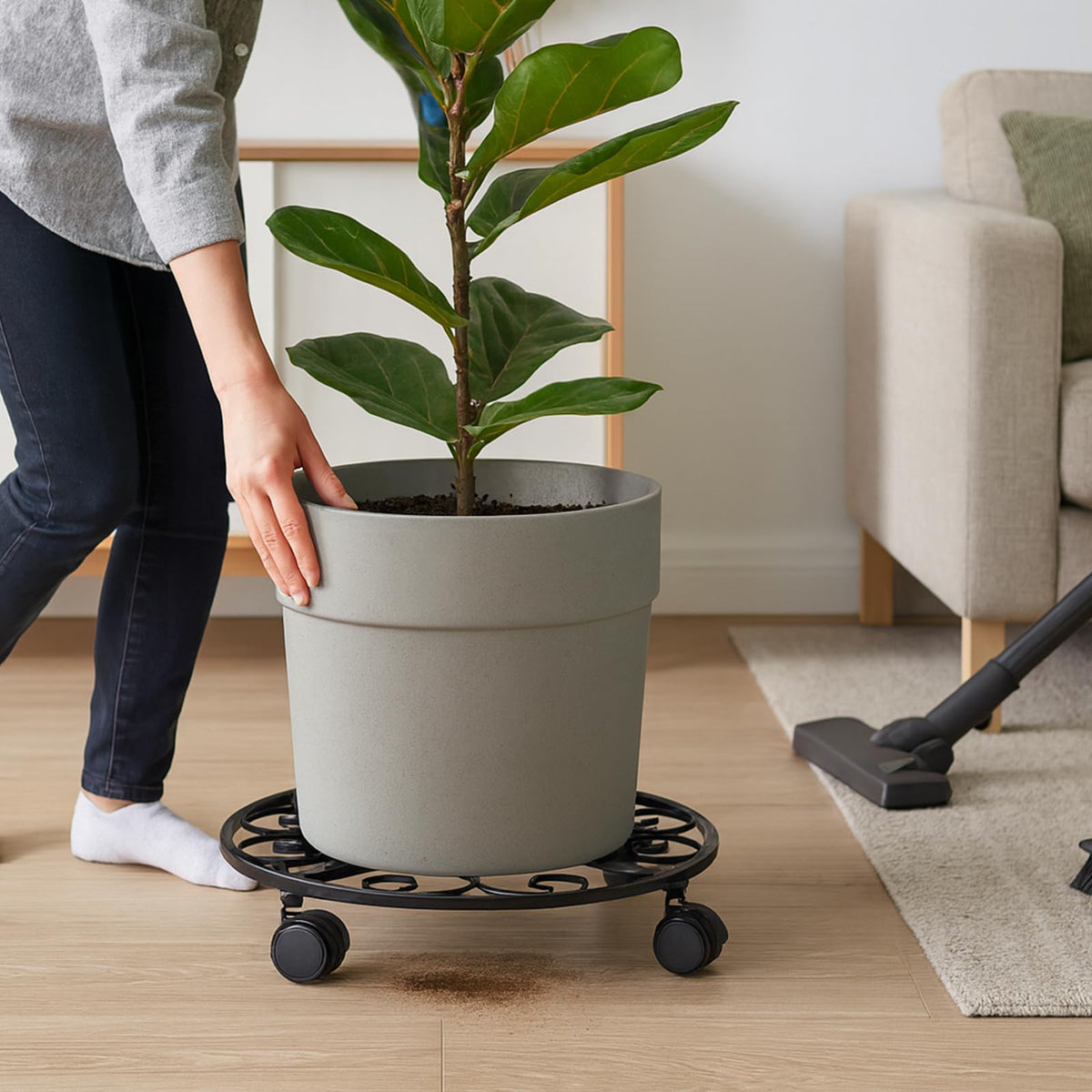 Freely position multiple planters while protecting floors and surfaces.