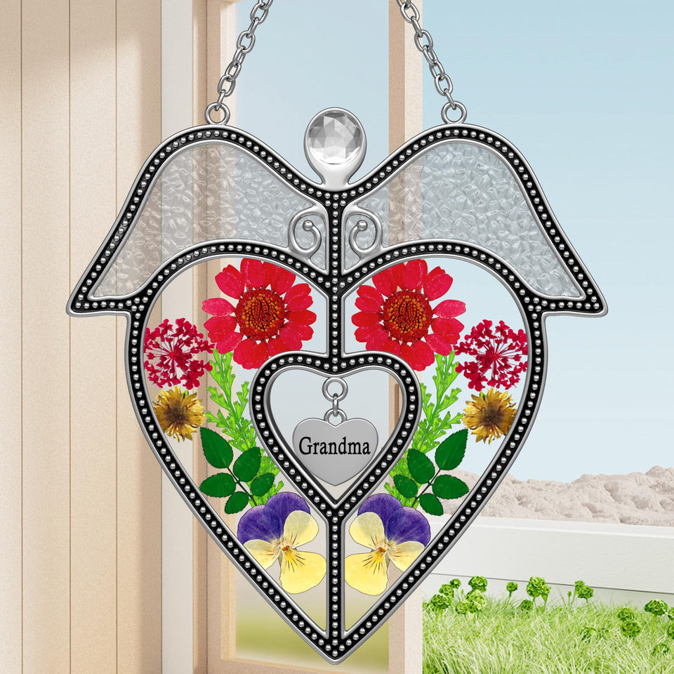 KY&BOSAM Grandma Angel suncatcher heart with pressed flowers, catching sunlight for a natural sparkle