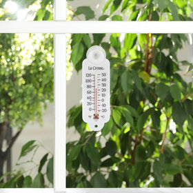 La Crosse 204-111 0°F–120°F range tracks temperature swings.
