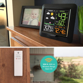 La Crosse L78571 indoor-outdoor temperature and humidity readings at a glance