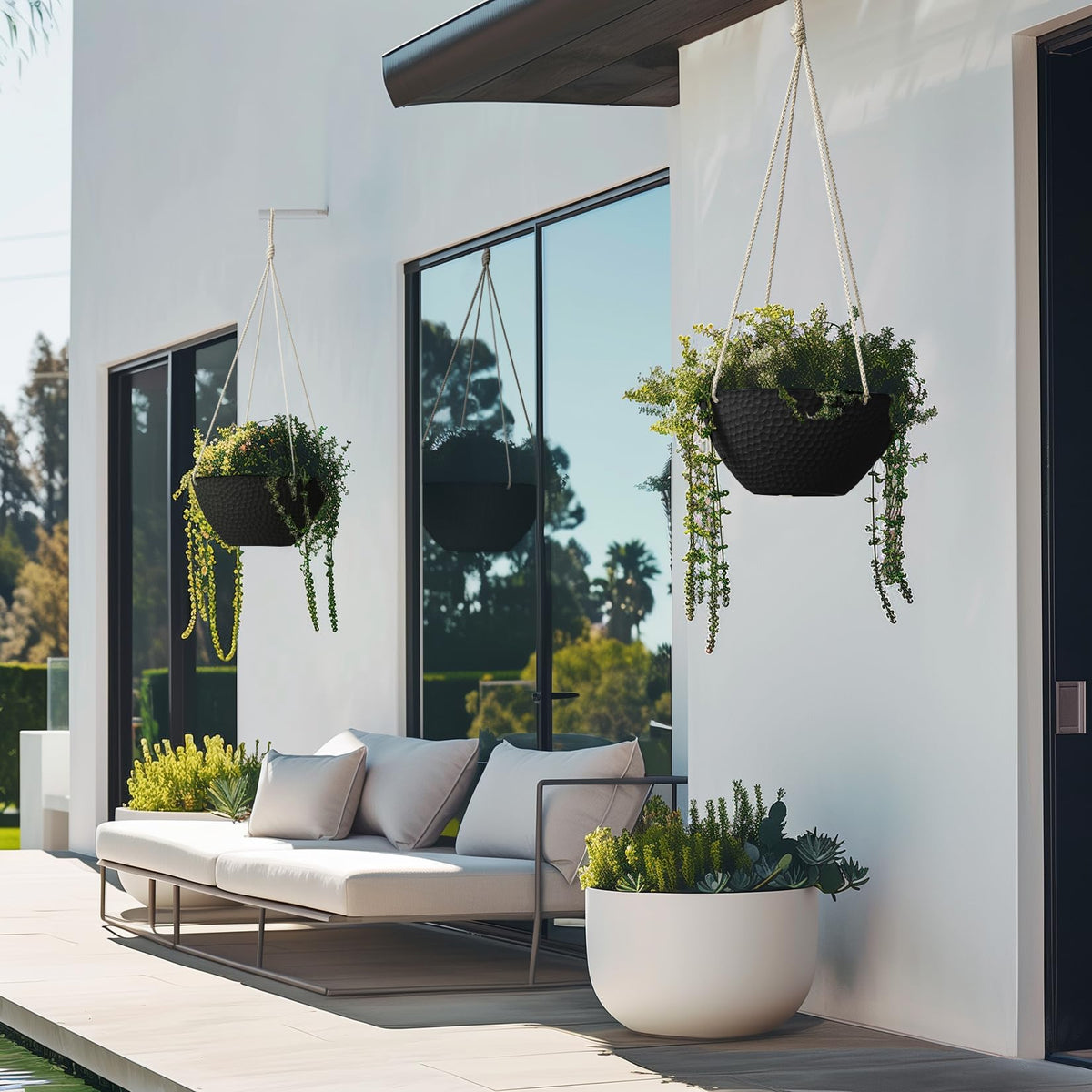 LA JOLIE MUSE durable honeycomb finish planter with concrete-like texture