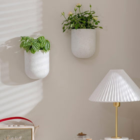LA JOLIE MUSE easy-installation back holes simplify mounting without wall damage.