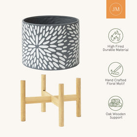LA JOLIE MUSE weather-resistant ceramic planter for indoor and outdoor use.