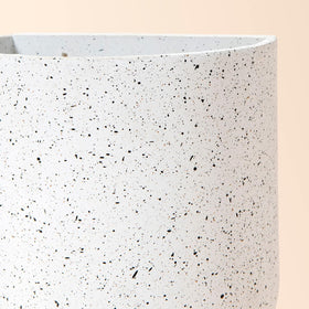 LA JOLIE MUSE weather-resistant planters suitable for indoor and outdoor use.