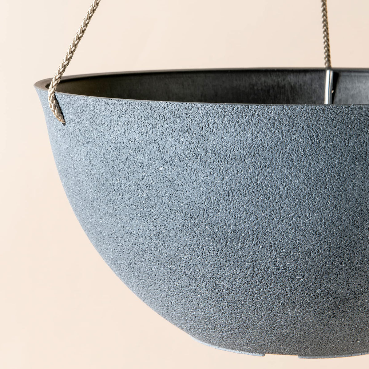 Weather-resistant finish resists sun, frost, and peeling for year-round display.