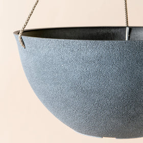 Weather-resistant finish resists sun, frost, and peeling for year-round display.