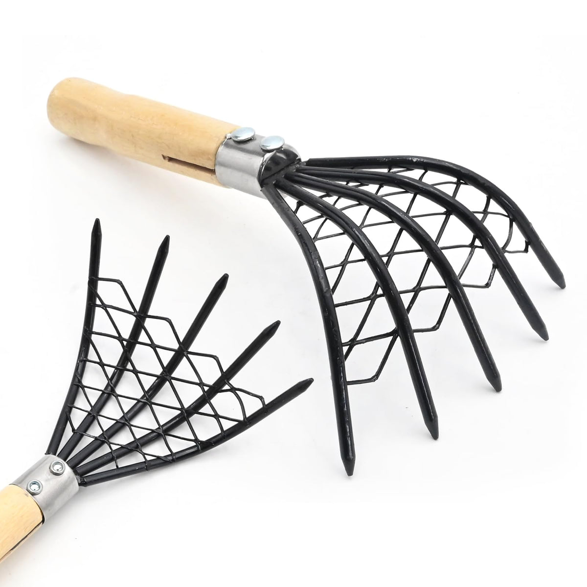 laffoonparts clamming claws with mesh net enable easy rinsing of shells.