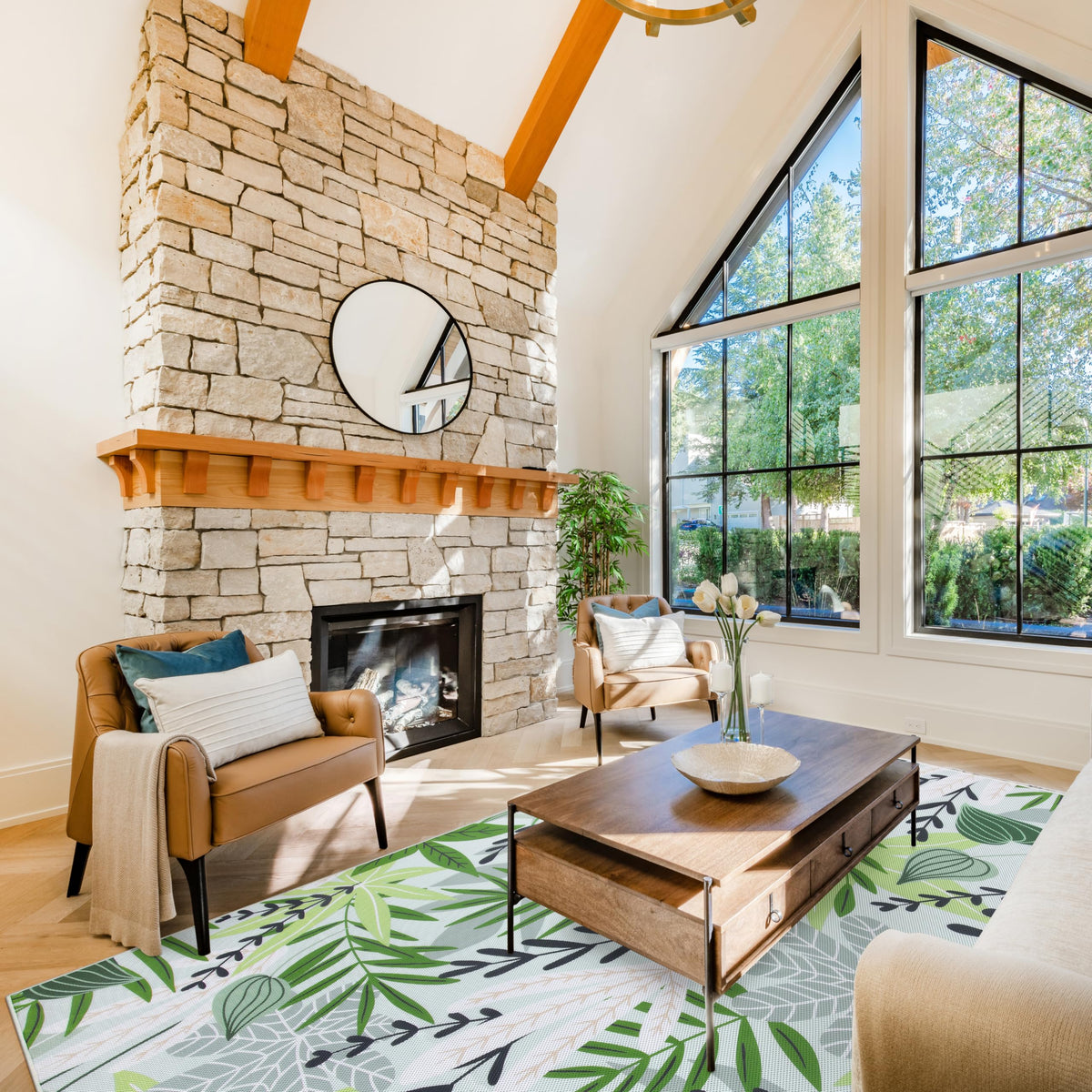 Lahome Leaf easy-clean foldable rug resists stains during family gatherings.