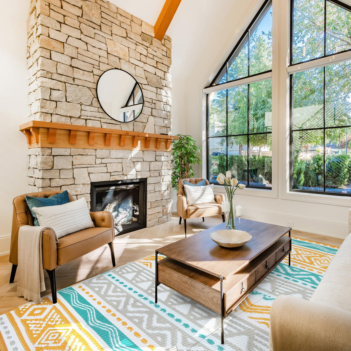 Lahome pet-friendly outdoor rug safe for children and pets.