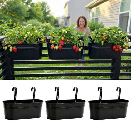 LáLáGreen rail planter 17-inch in black for balcony railing hanging décor.