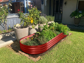 Land Guard thick-wall garden bed in brown offers durable performance