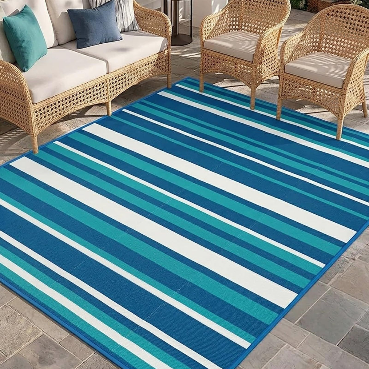 LANVIA outdoor rug in blue tricolor decor for stylish patios and easy upkeep