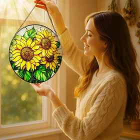 LAOWEIKI sunflower glass art decoration enhances windows, gardens, or patios.