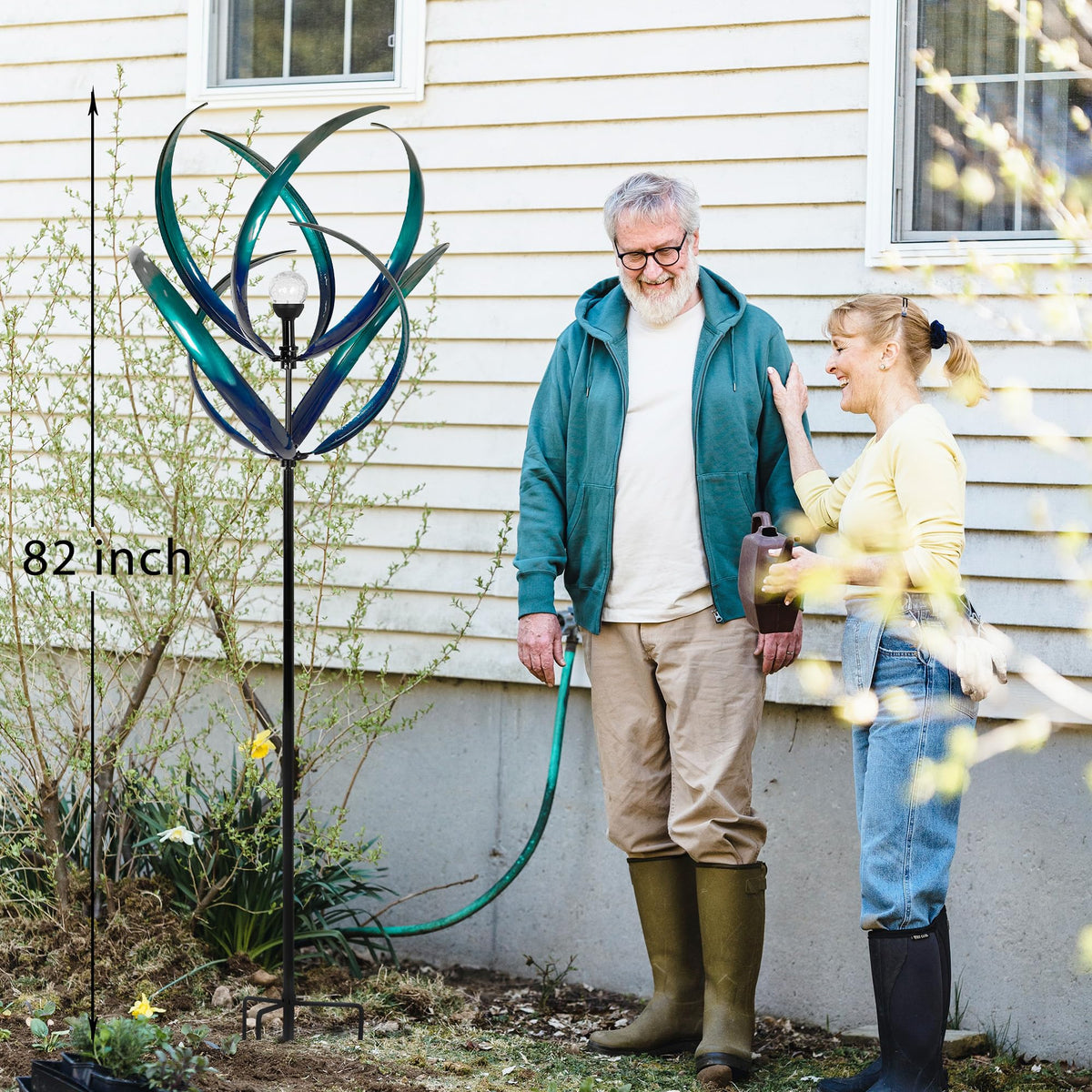Lariander wind spinner thick metal pole provides wind resistance and stability