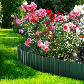 LAVEVE outdoor landscape edging in green creates versatile border options.