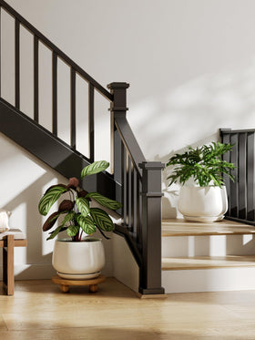 LE TAUCI ceramic planter viewed from side emphasizes sturdy construction.