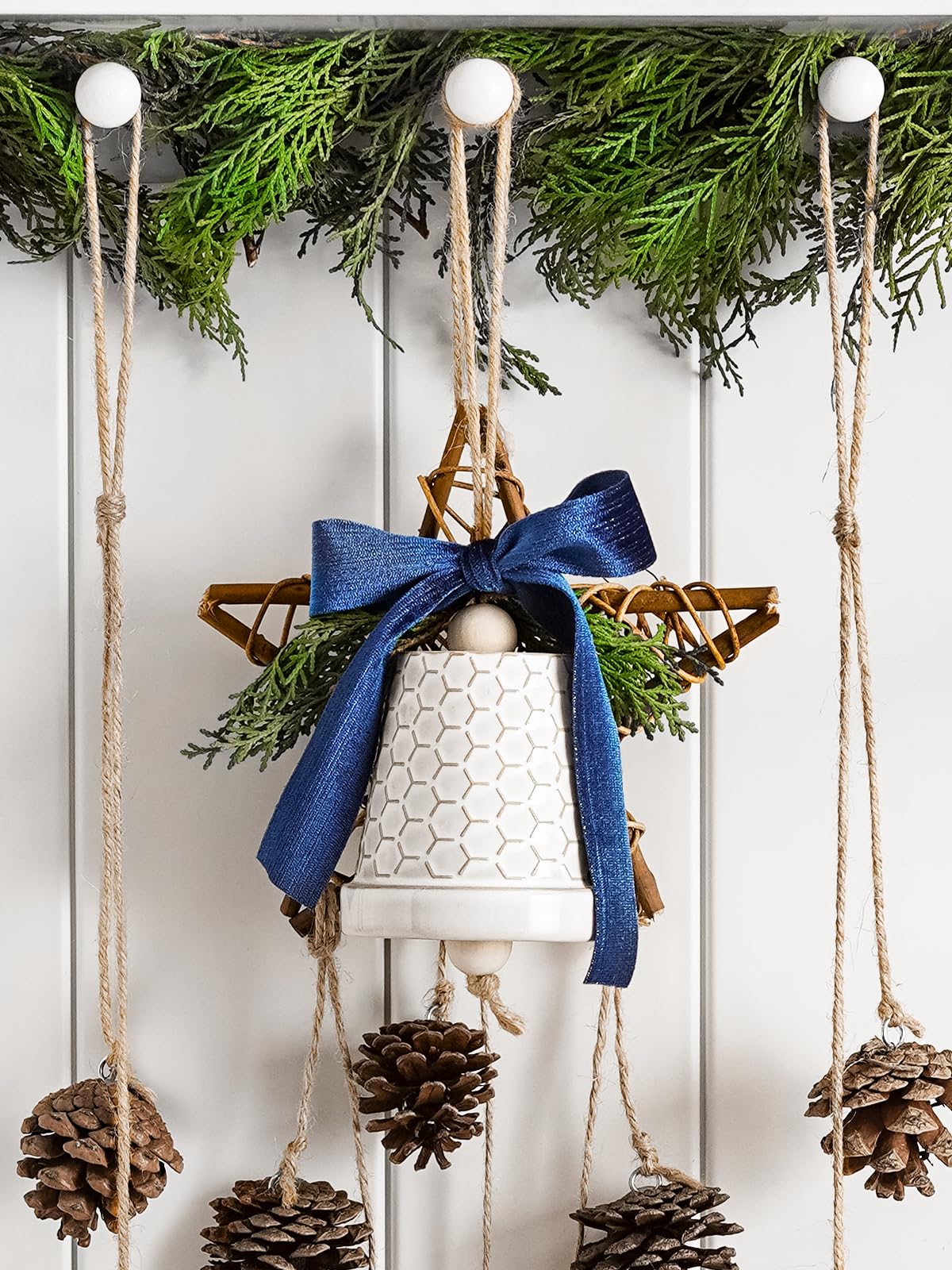LE TAUCI pots brighten gatherings as natural accents at events.
