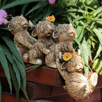 Leekung garden Highland Cow statue for outdoor decor adds garden charm