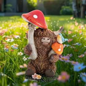 Leekung Highland Cow garden statue, a thoughtful gift for animal lovers