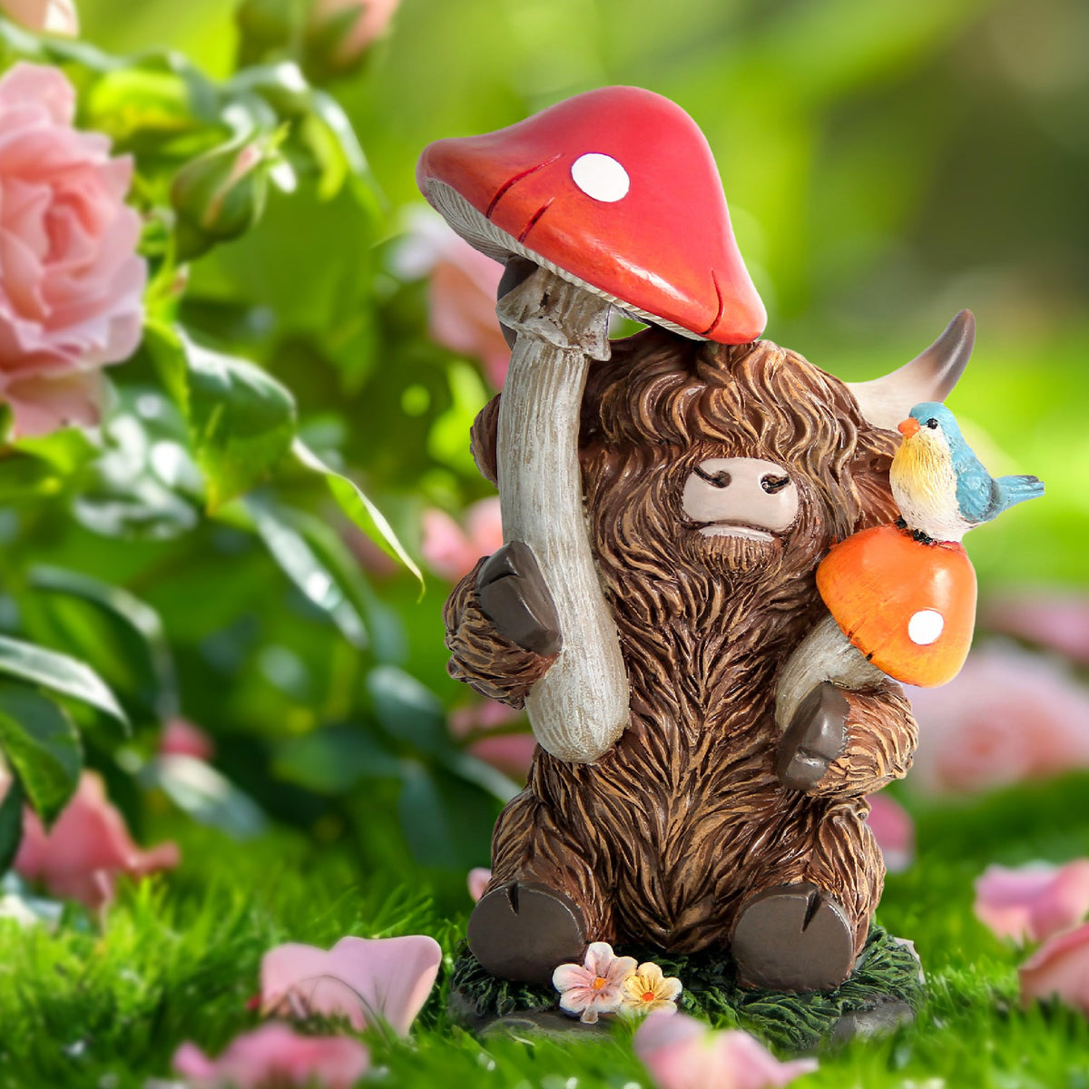 Leekung Highland Cow figurine, collectible home decor for cow enthusiasts