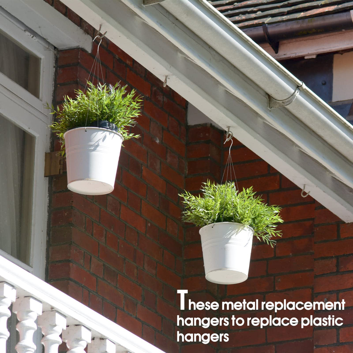LEIFIDE indoor/outdoor hanger – supports multiple items like baskets and lanterns.