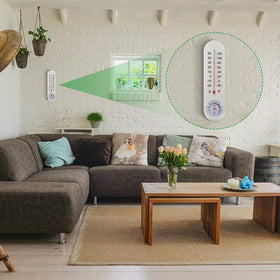 Leinuosen patio garden setup tracks temperature and humidity levels