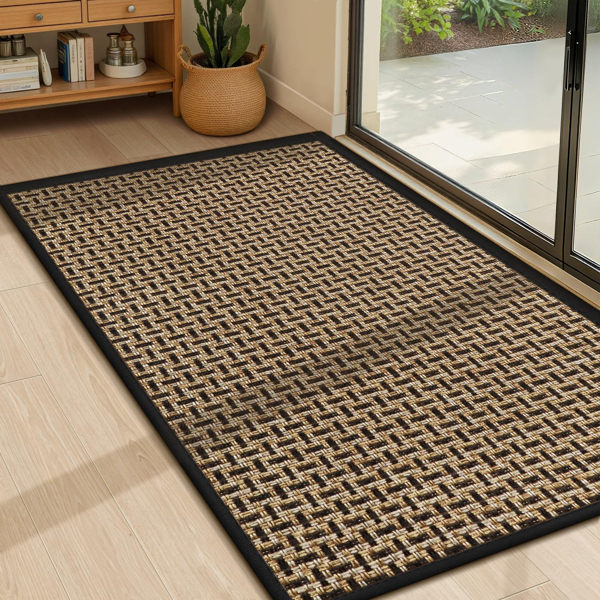 LEKEEPGO indoor door mat with absorbent polyester for moisture control
