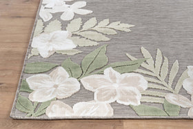 Lena Rug fast-drying material helps after rain or spills.