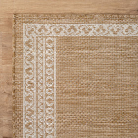 Lena Rug 8x10 waterproof and UV-resistant for sun and rain exposure.