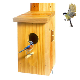 LENEDI Bird House in cedar outdoor wood, weather resistance for durable nesting.