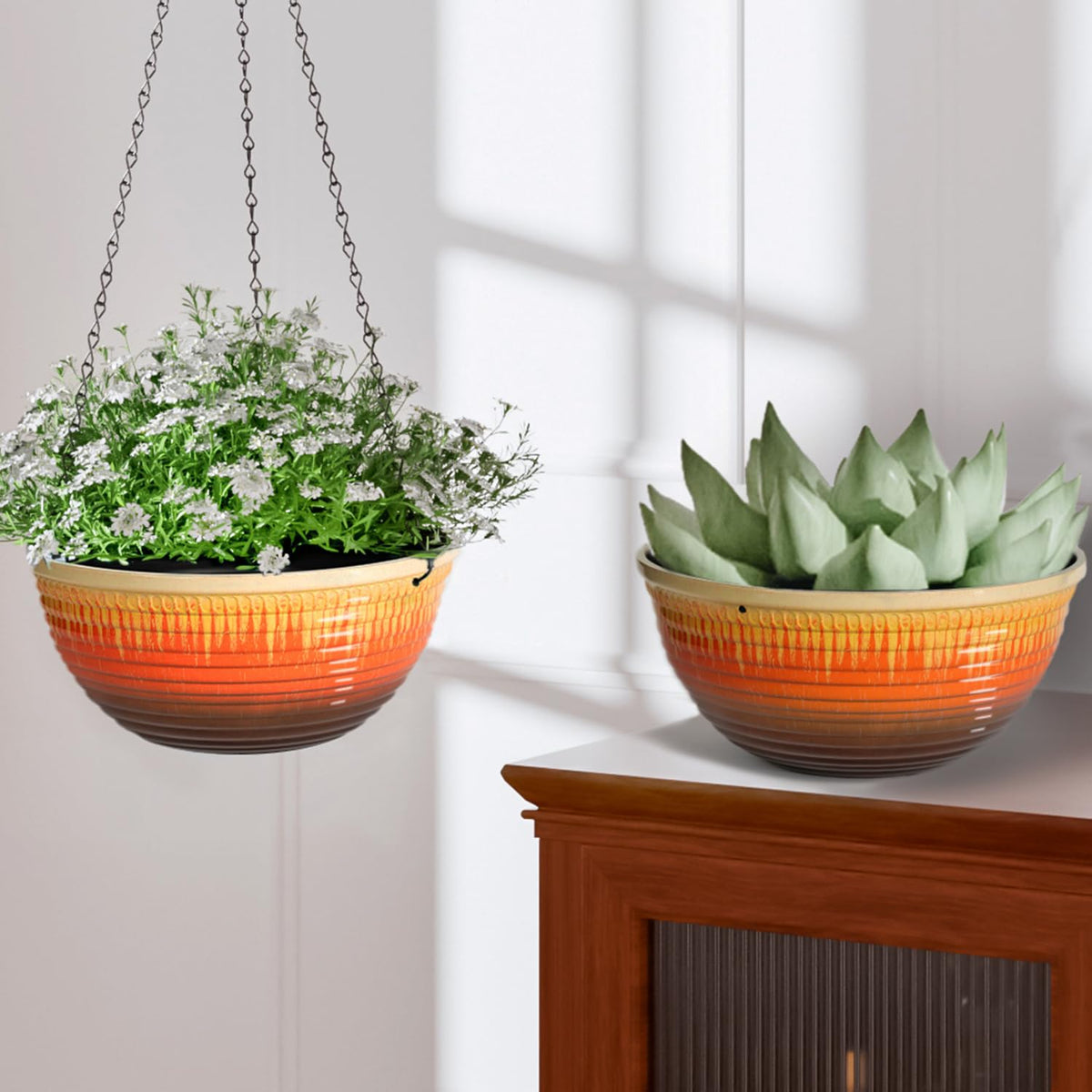Hanging planter from LESOASIS with rust-resistant chains for easy mounting