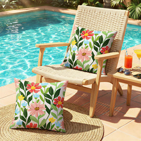 Lewondr floral-pattern 18x18 pillow cover enhances sofa or chair accents.