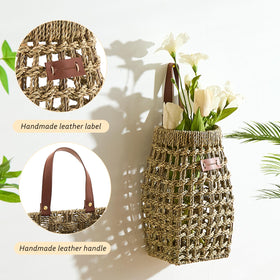 LGENHOOM front door decorative basket with dried flowers for seasonal welcome.