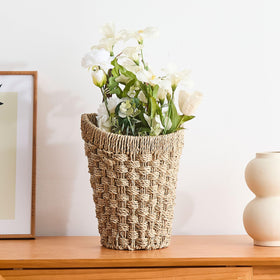 LGENHOOM versatile basket ideal for flowers, vegetables, or small decor items