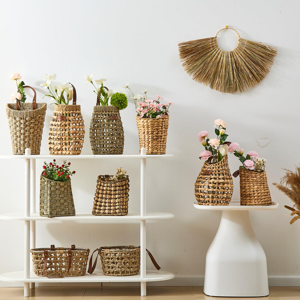 LGENHOOM water hyacinth organizer for flowers, plants, and lightweight items.