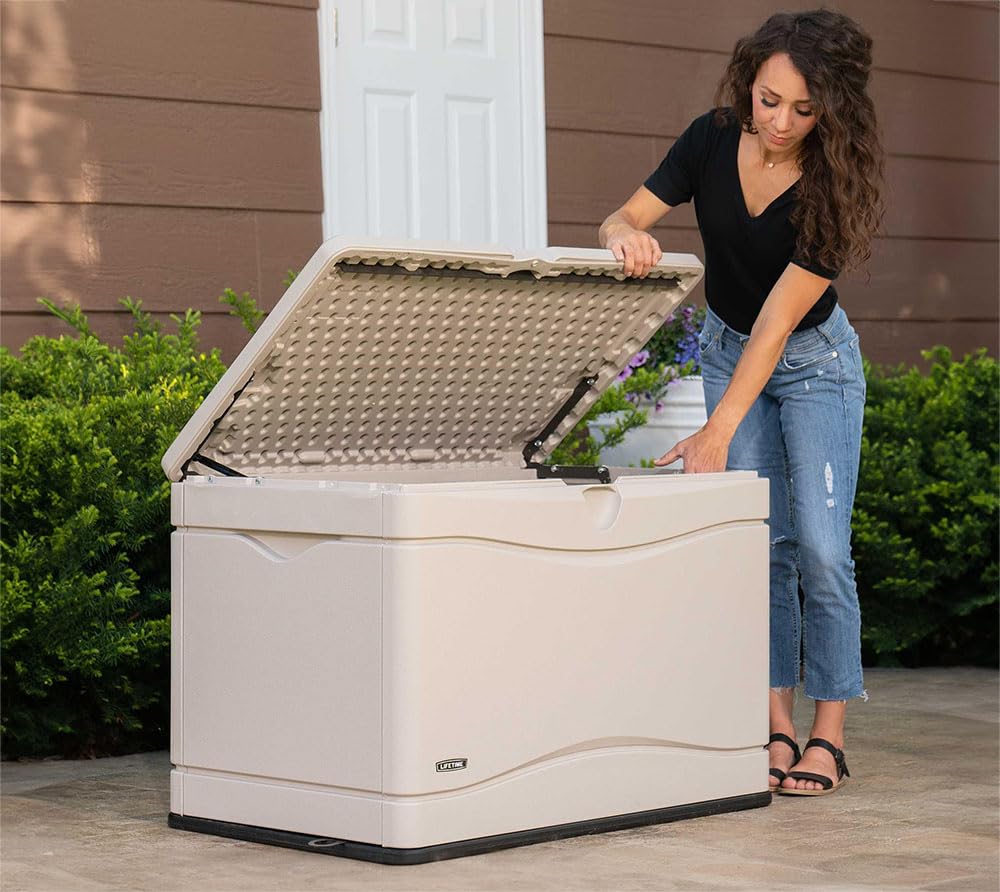 LIFETIME 80-gallon capacity layout with interior space visualization.
