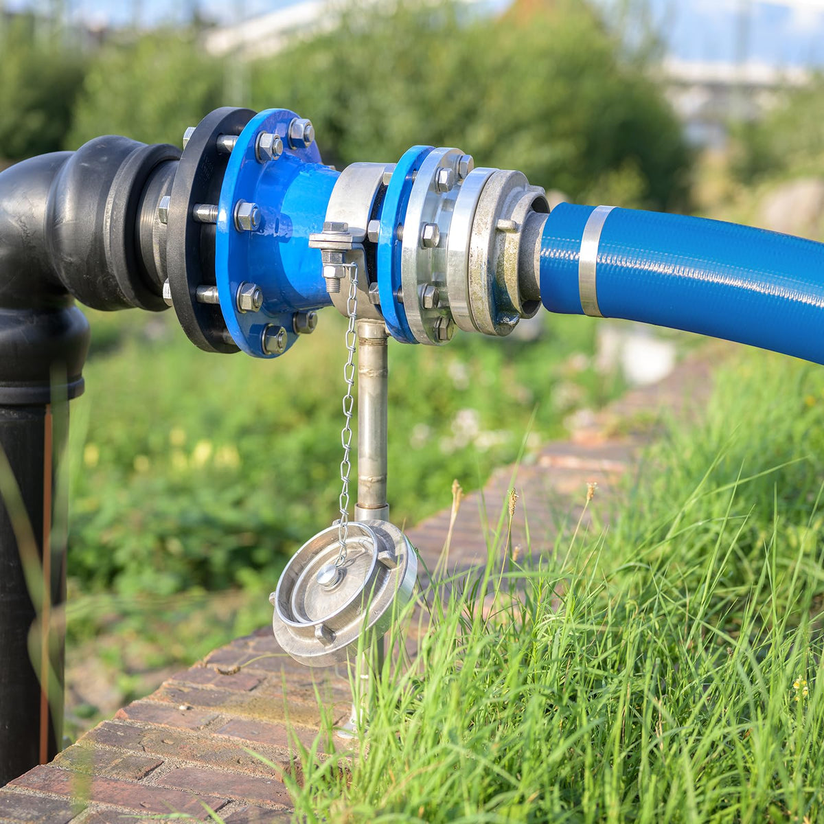 LINEX outdoor pool drainage scenario showcasing versatility and ease