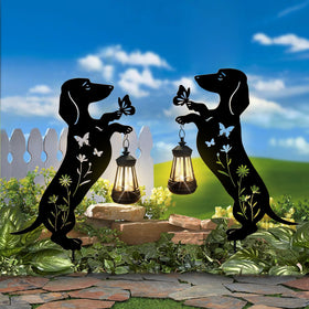 Liraniwind solar dachshund lantern lights the pathway at night