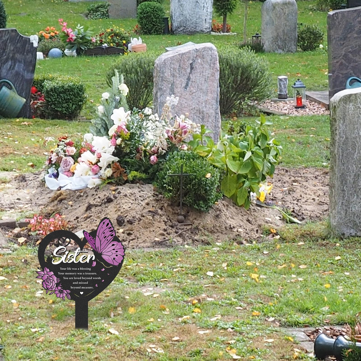 LIRAVENO easy-to-install ground stake fits graveside display securely