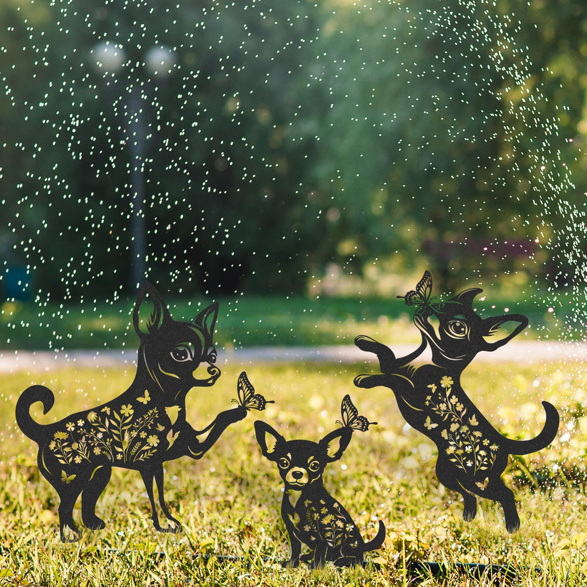 LIRAVENO versatile outdoor decor suitable for lawns, patios.