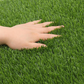 LITA grass with drainage holes and rubber backing for outdoor use